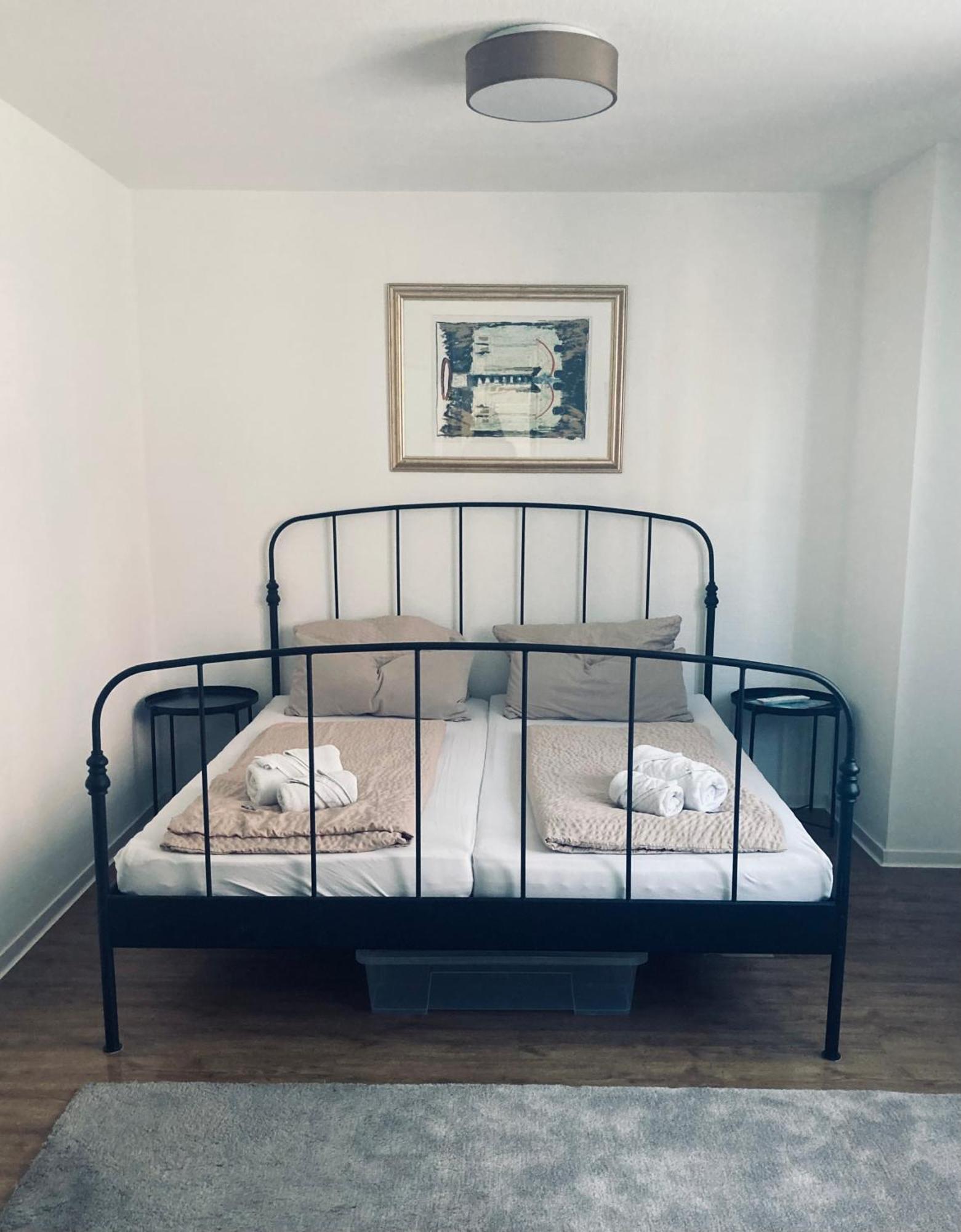 Free Apartment - Bei Der Stadtmauer Reutlingen Eksteriør billede