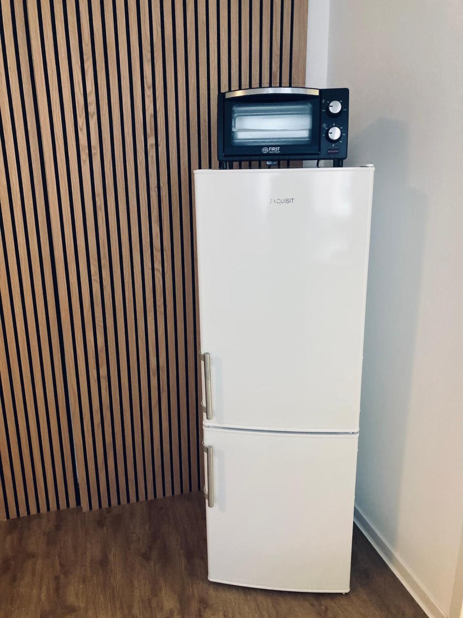 Free Apartment - Bei Der Stadtmauer Reutlingen Eksteriør billede